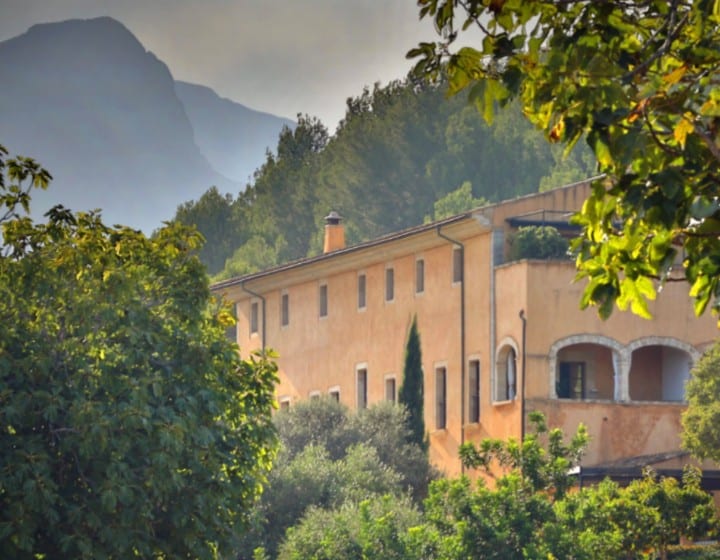 Cycling Mallorca Son Brull Facade Mountains Tramuntana