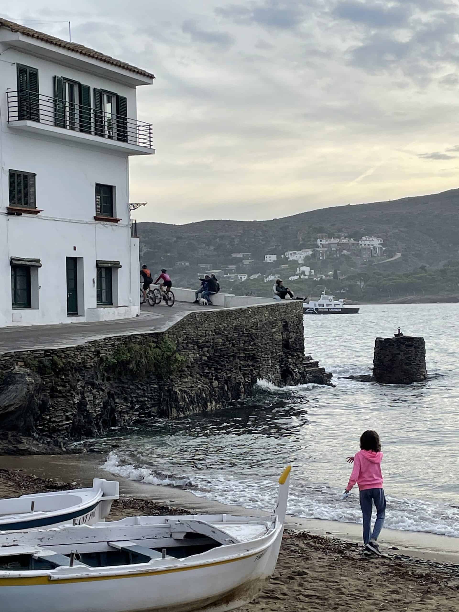 Cadaqués cycling coast