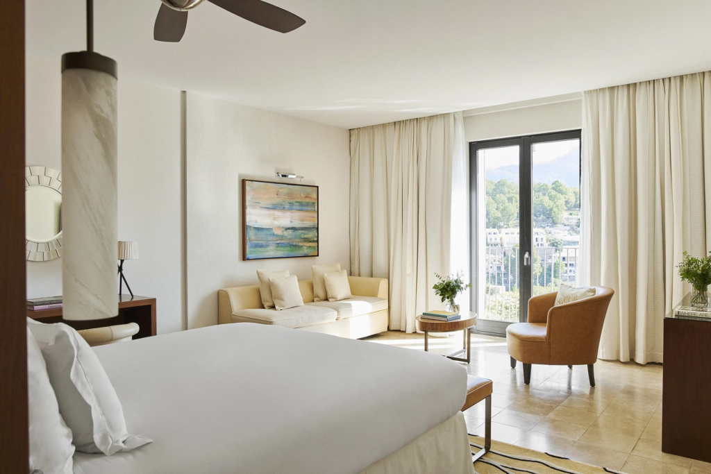 9c211ee0c57842bfa613d63c6c9ea1fc