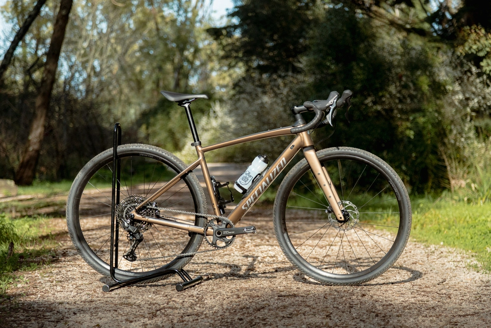 flota de bicicletas gravel spain bike tours specialized diverge