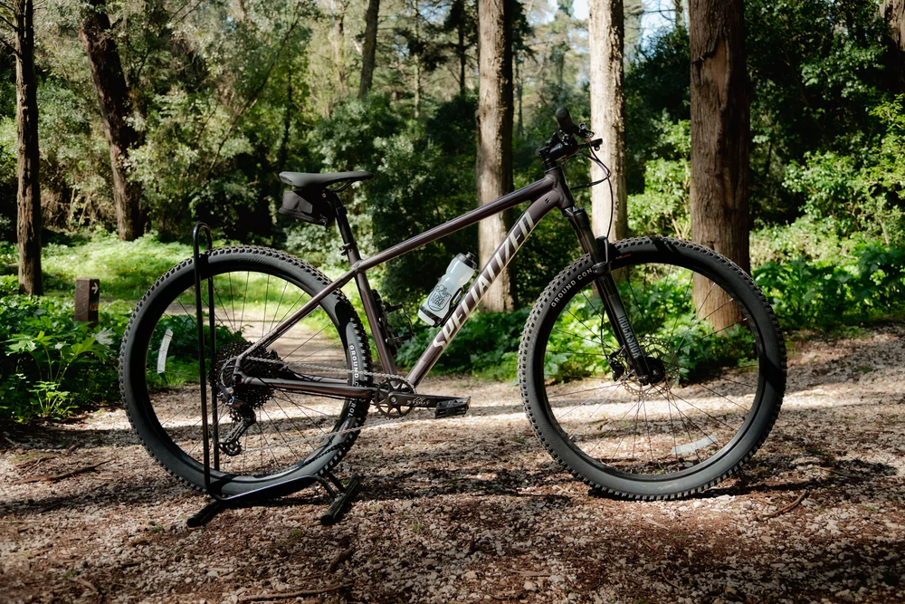flota de bicicletas de montaña spain bike tours specialized rockhopper